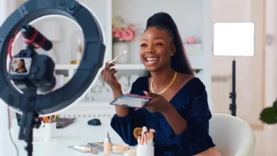 content creator di TikTok